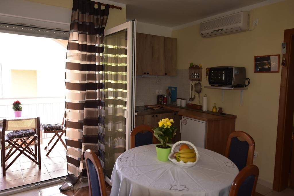 Apartman Sena Vodice Esterno foto