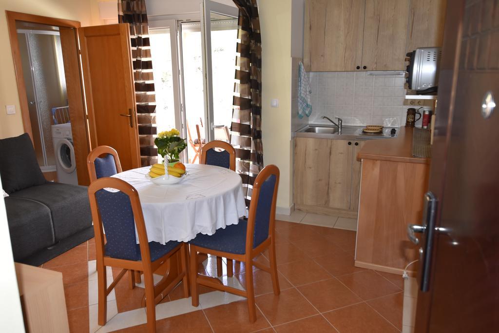 Apartman Sena Vodice Esterno foto