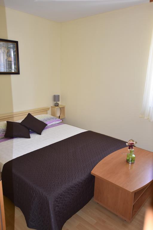 Apartman Sena Vodice Esterno foto